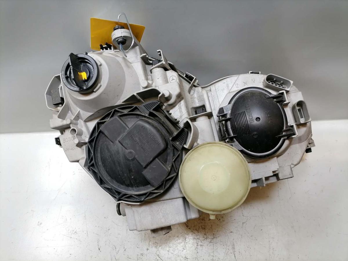 Mercedes C Klasse W203 original Scheinwerfer vorn links Halogen Bj.2001